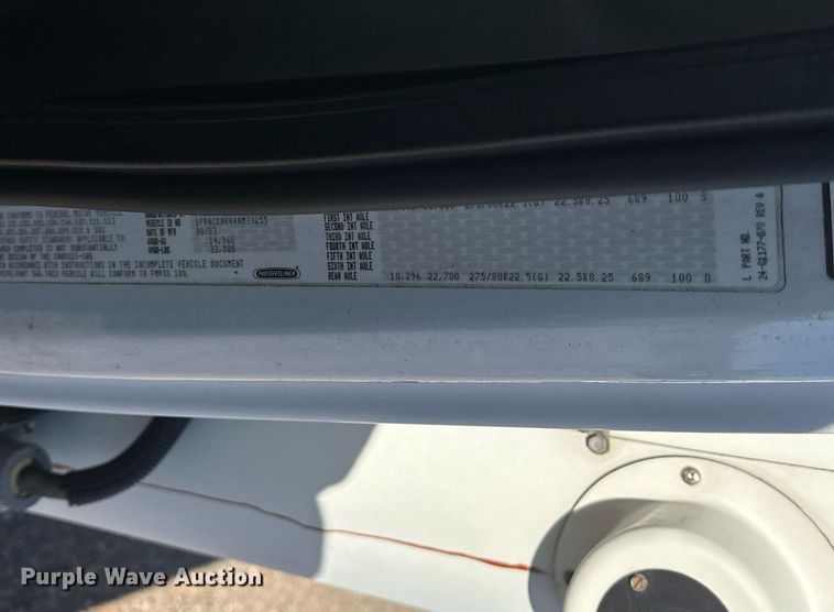 image for item EJ5215 2004 Freightliner Business Class M2 refrigerated truck