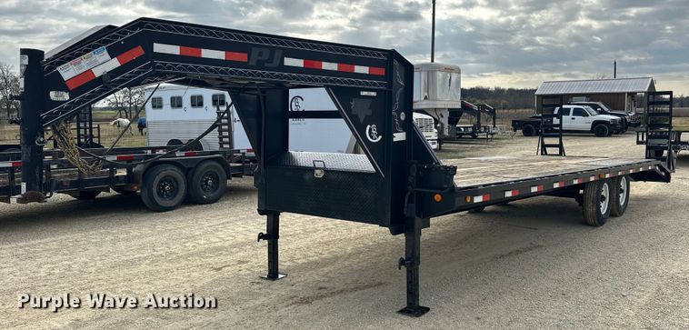 image for item EJ5306 2013 PJ equipment trailer