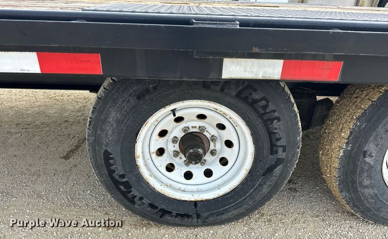 image for item EJ5306 2013 PJ equipment trailer