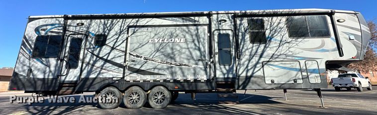 image for item EJ5319 2016 Heartland 4200 Cyclone toy hauler camper