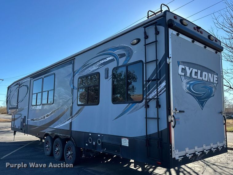 image for item EJ5319 2016 Heartland 4200 Cyclone toy hauler camper