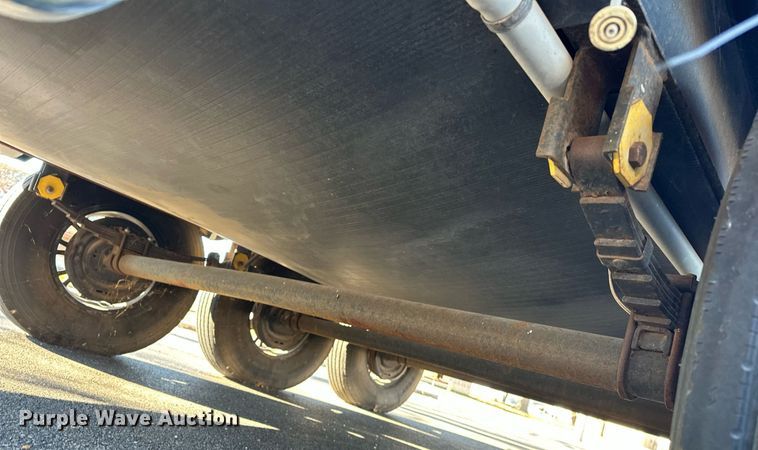 image for item EJ5319 2016 Heartland 4200 Cyclone toy hauler camper