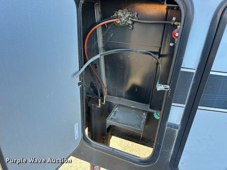 image for item EJ5319 2016 Heartland 4200 Cyclone toy hauler camper