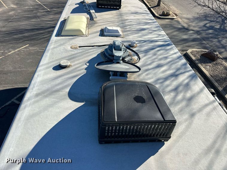 image for item EJ5319 2016 Heartland 4200 Cyclone toy hauler camper