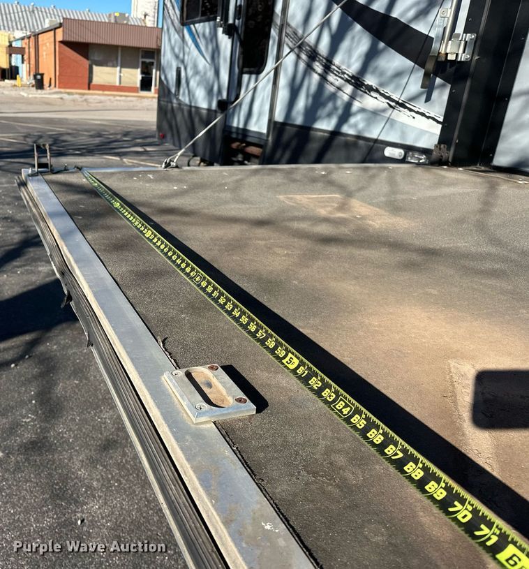 image for item EJ5319 2016 Heartland 4200 Cyclone toy hauler camper