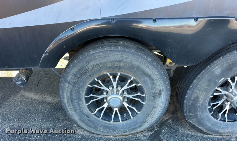 image for item EJ5319 2016 Heartland 4200 Cyclone toy hauler camper