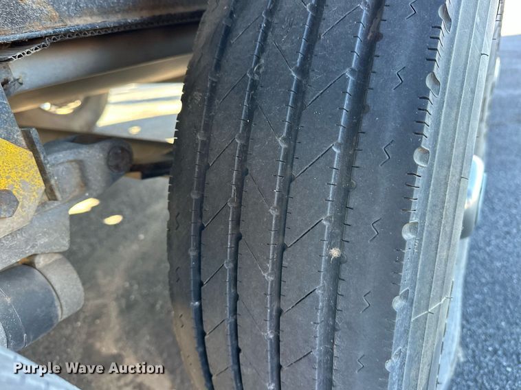 image for item EJ5319 2016 Heartland 4200 Cyclone toy hauler camper