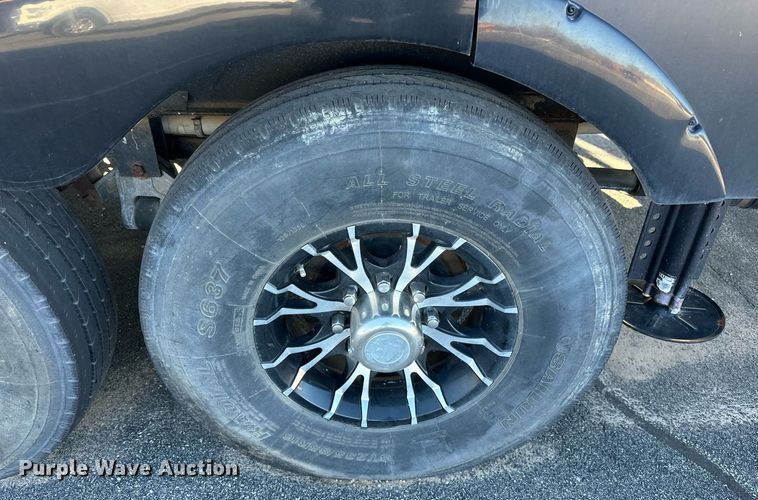 image for item EJ5319 2016 Heartland 4200 Cyclone toy hauler camper