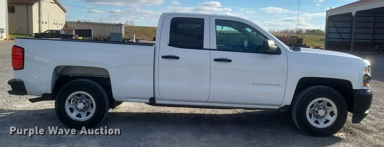 image for item EJ8043 2019 Chevrolet  Silverado 1500 Double Cab pickup truck