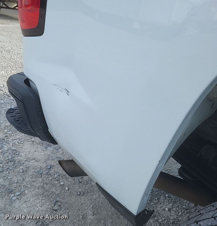 image for item EJ8043 2019 Chevrolet  Silverado 1500 Double Cab pickup truck