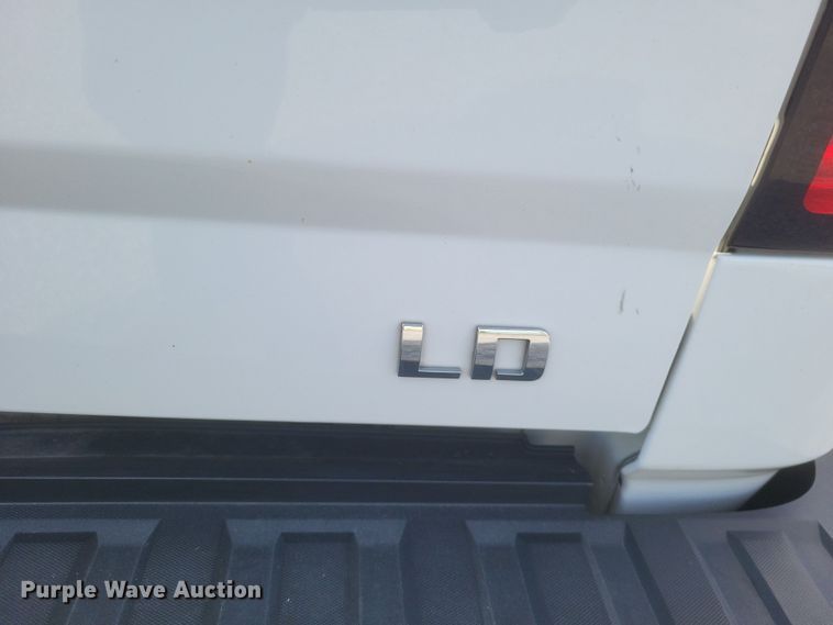 image for item EJ8043 2019 Chevrolet  Silverado 1500 Double Cab pickup truck