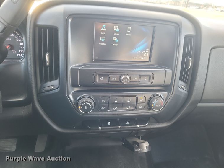 image for item EJ8043 2019 Chevrolet  Silverado 1500 Double Cab pickup truck