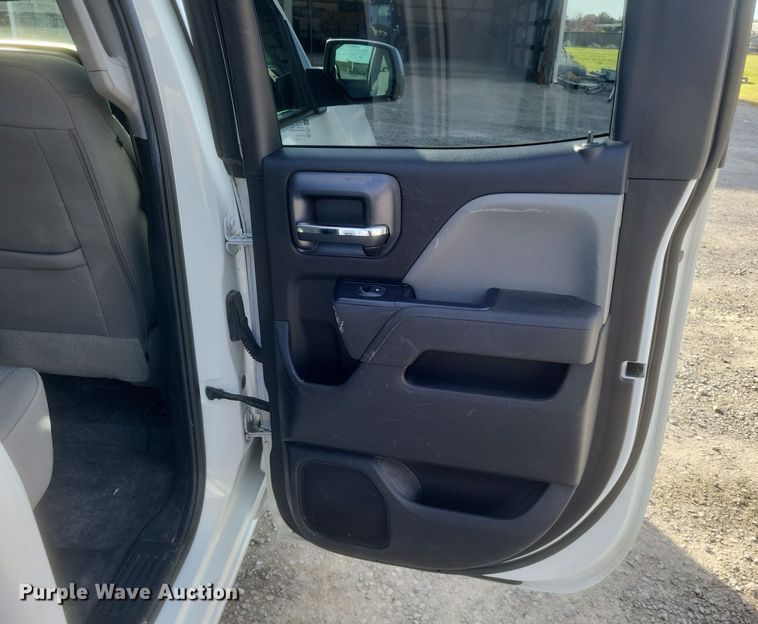 image for item EJ8043 2019 Chevrolet  Silverado 1500 Double Cab pickup truck