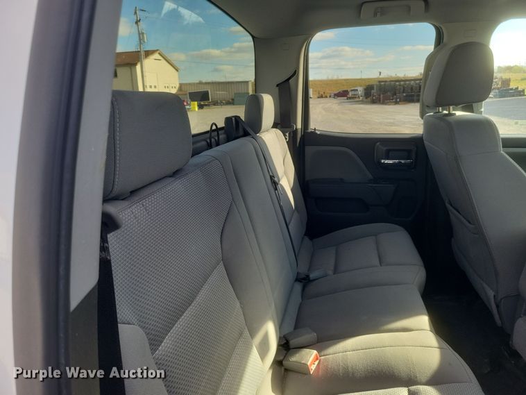 image for item EJ8043 2019 Chevrolet  Silverado 1500 Double Cab pickup truck