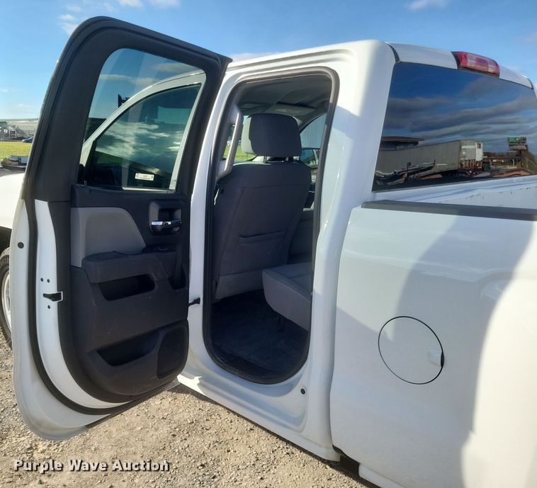 image for item EJ8043 2019 Chevrolet  Silverado 1500 Double Cab pickup truck