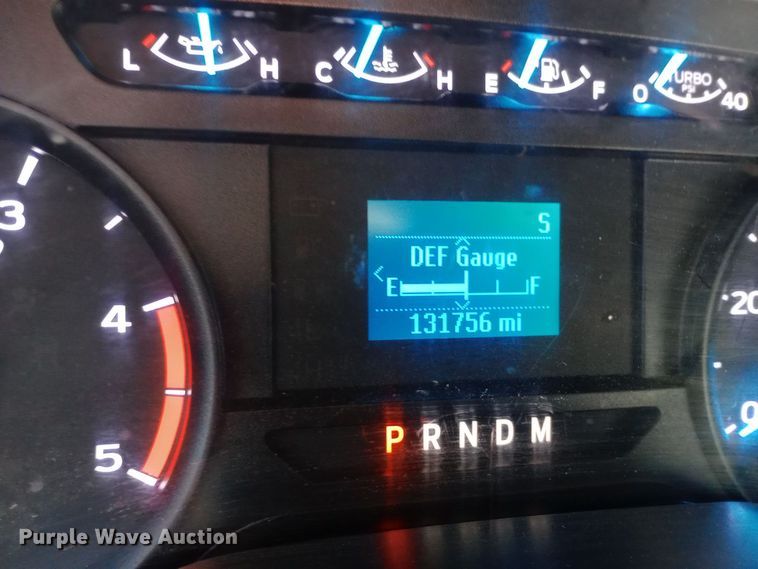 image for item EN8662 2020 Ford F350 Super Duty Crew Cab flatbed pickup truck