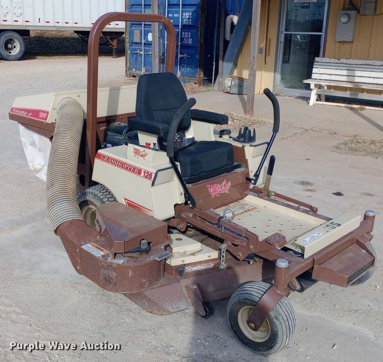 image for item EN8665 Grasshopper 126 ZTR lawn mower