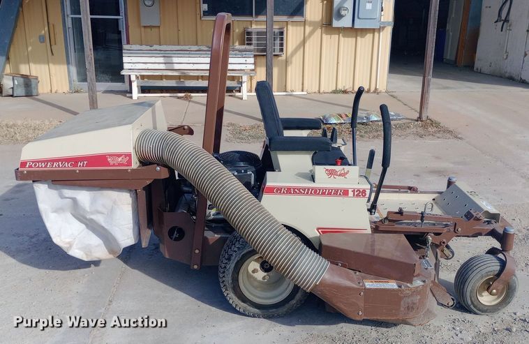 image for item EN8665 Grasshopper 126 ZTR lawn mower