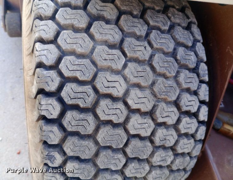 image for item EN8665 Grasshopper 126 ZTR lawn mower