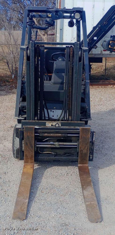 image for item EN8668 Nissan 40 forklift