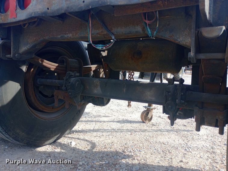 image for item EN8669 1986 Fruehauf  ELFI trailer dolly