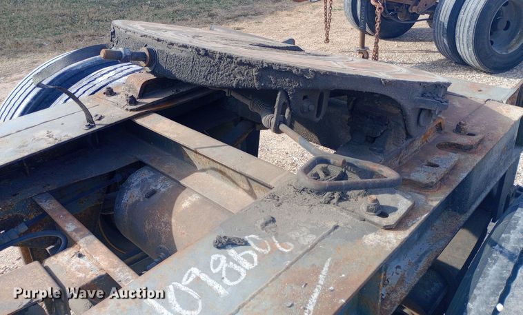 image for item EN8669 1986 Fruehauf  ELFI trailer dolly