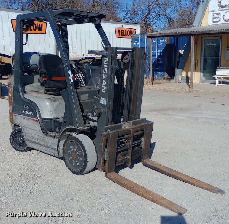 image for item EN8671 Nissan 40 forklift
