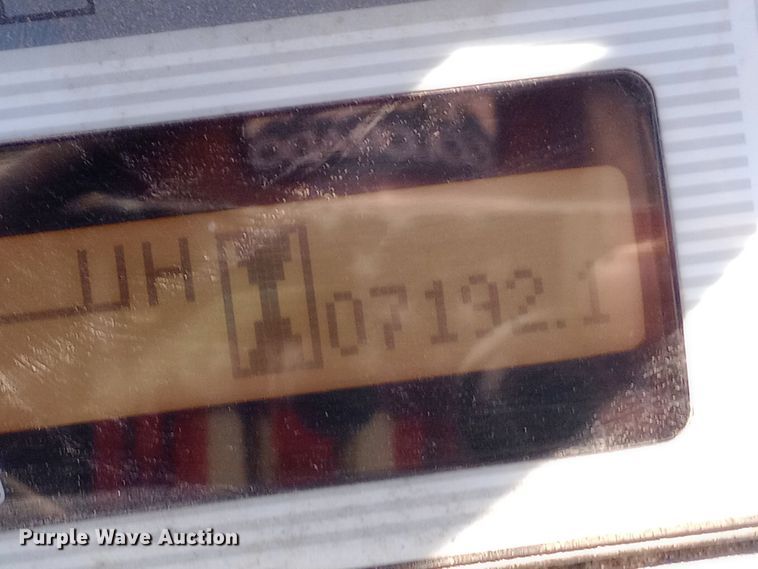 image for item EN8671 Nissan 40 forklift