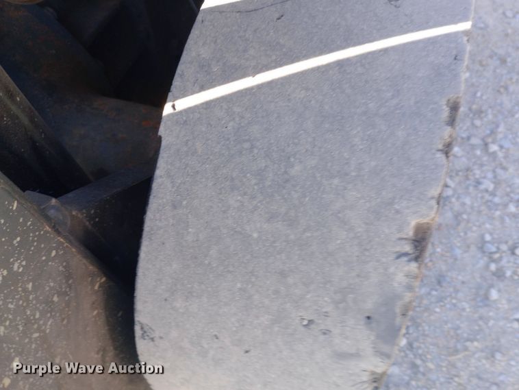 image for item EN8671 Nissan 40 forklift