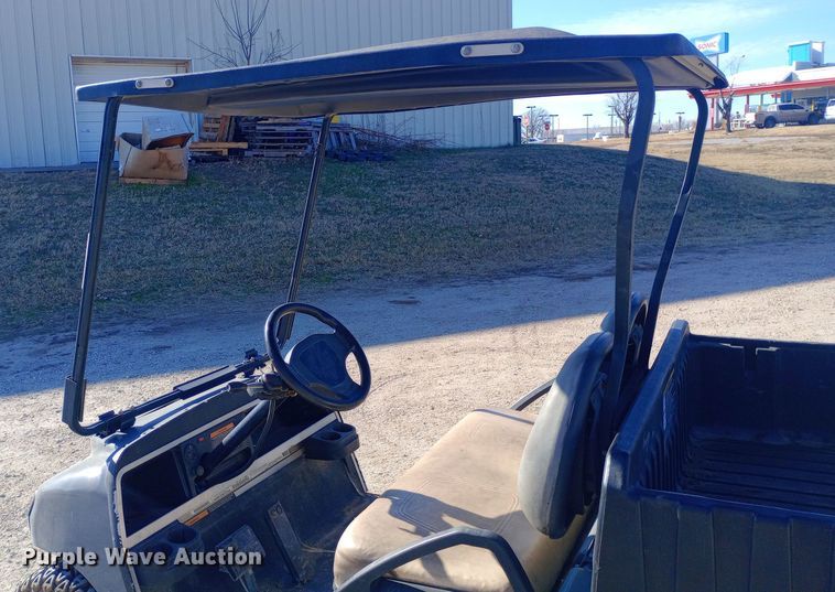 image for item EN8674 2017 Club Car Carryall 100 golf cart