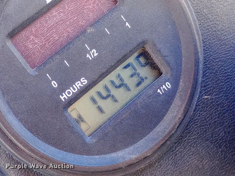 image for item EN8674 2017 Club Car Carryall 100 golf cart