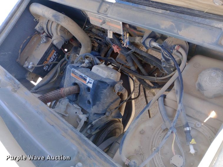 image for item EN8674 2017 Club Car Carryall 100 golf cart