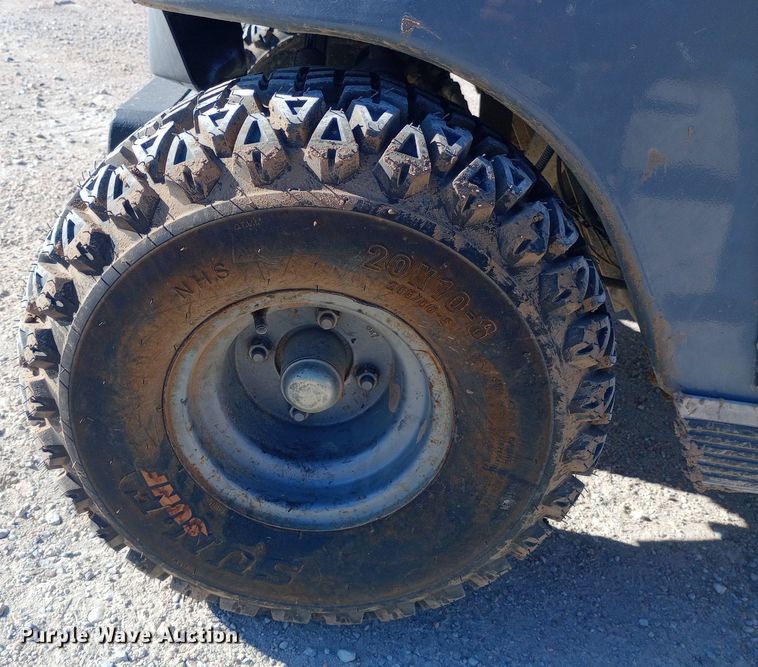 image for item EN8674 2017 Club Car Carryall 100 golf cart