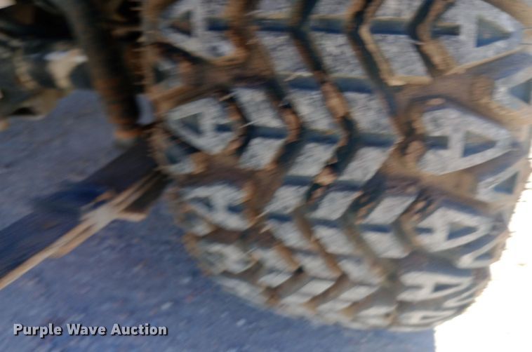 image for item EN8674 2017 Club Car Carryall 100 golf cart