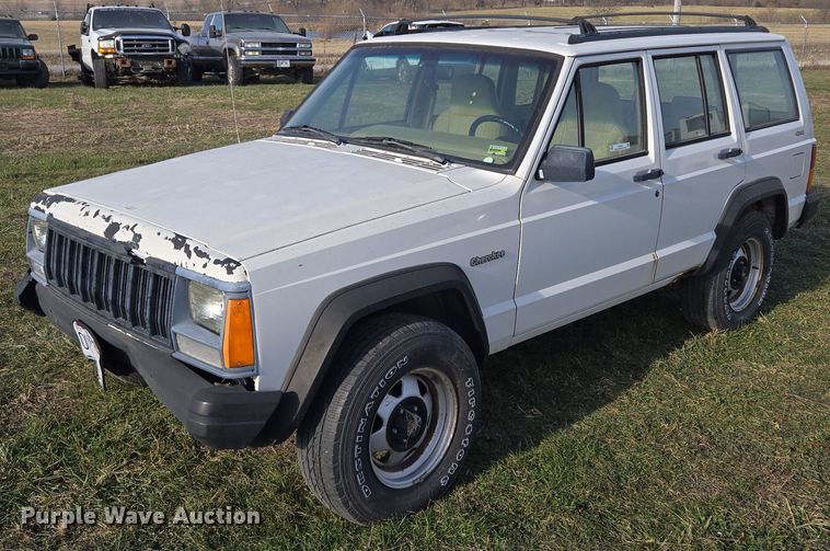 image for item EQ3847 1996 Jeep  Cherokee  SUV