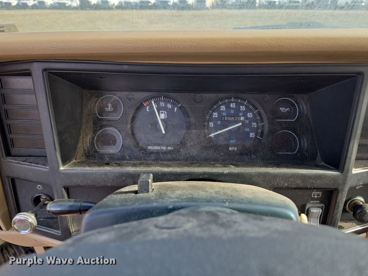 image for item EQ3847 1996 Jeep  Cherokee  SUV