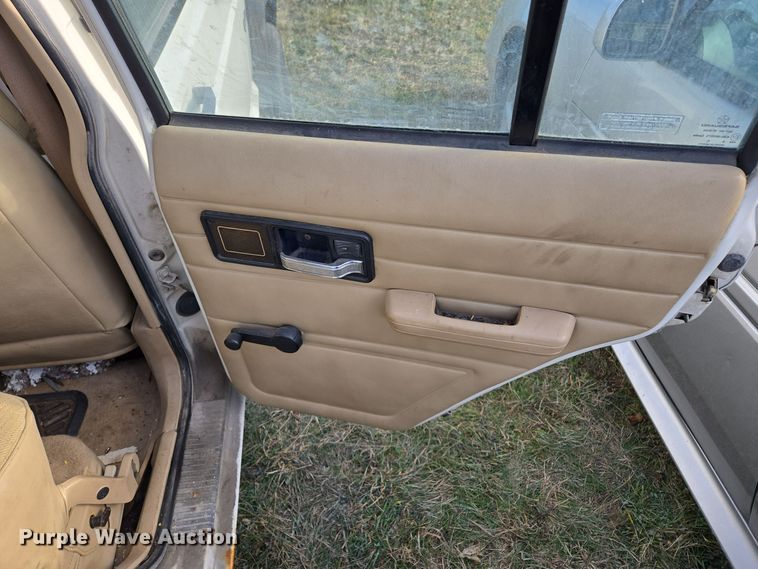 image for item EQ3847 1996 Jeep  Cherokee  SUV