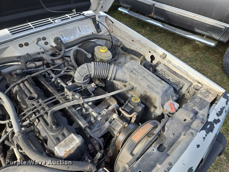 image for item EQ3847 1996 Jeep  Cherokee  SUV