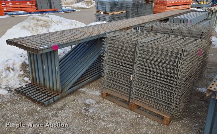 image for item EQ3902 T-Bolt  pallet racking 