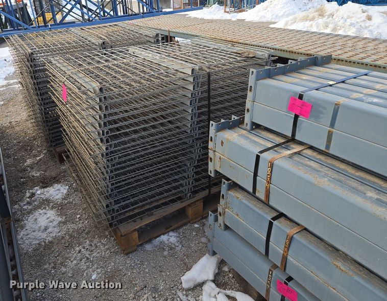 image for item EQ3902 T-Bolt  pallet racking 