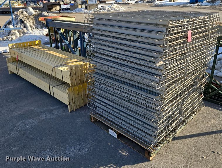 image for item EQ3903 T-Bolt  pallet racking 