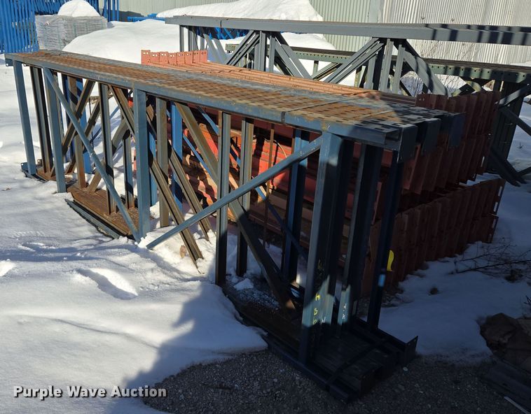 image for item EQ3903 T-Bolt  pallet racking 