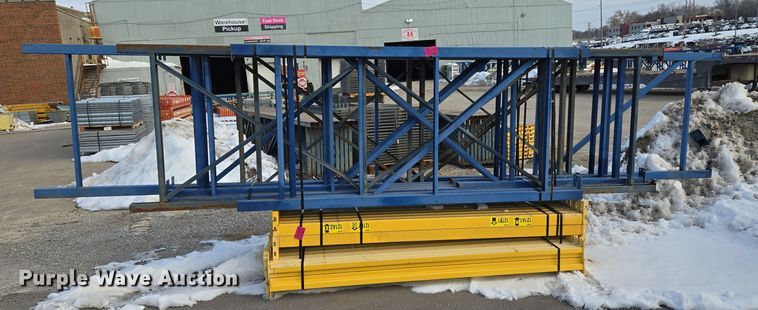 image for item EQ3904 T-Bolt  pallet racking 