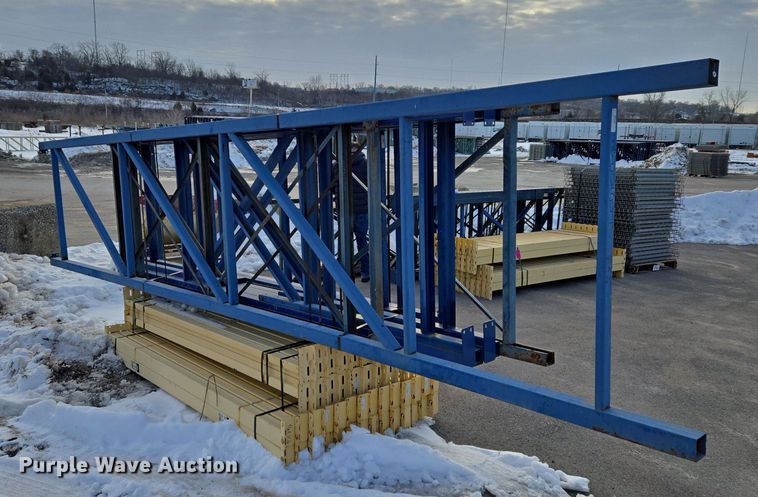 image for item EQ3904 T-Bolt  pallet racking 