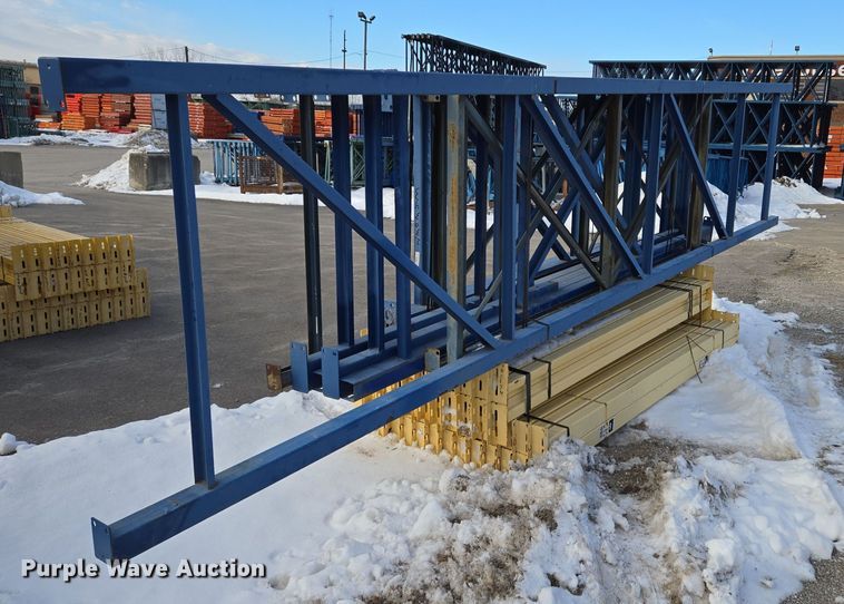 image for item EQ3904 T-Bolt  pallet racking 