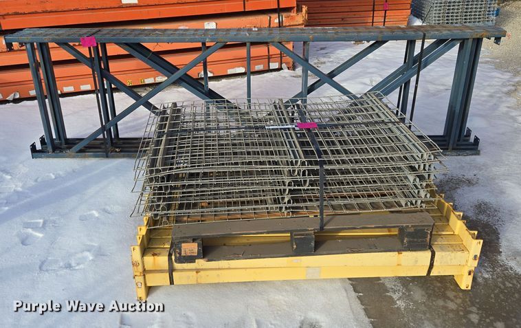 image for item EQ3905 T-Bolt  pallet racking 