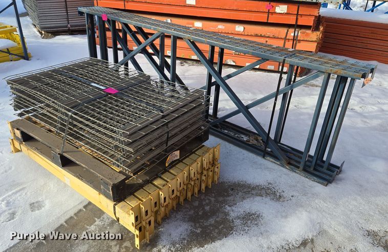 image for item EQ3905 T-Bolt  pallet racking 