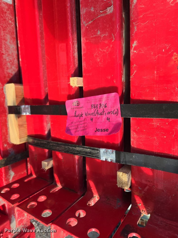 image for item EQ3906 Teardrop pallet racking 