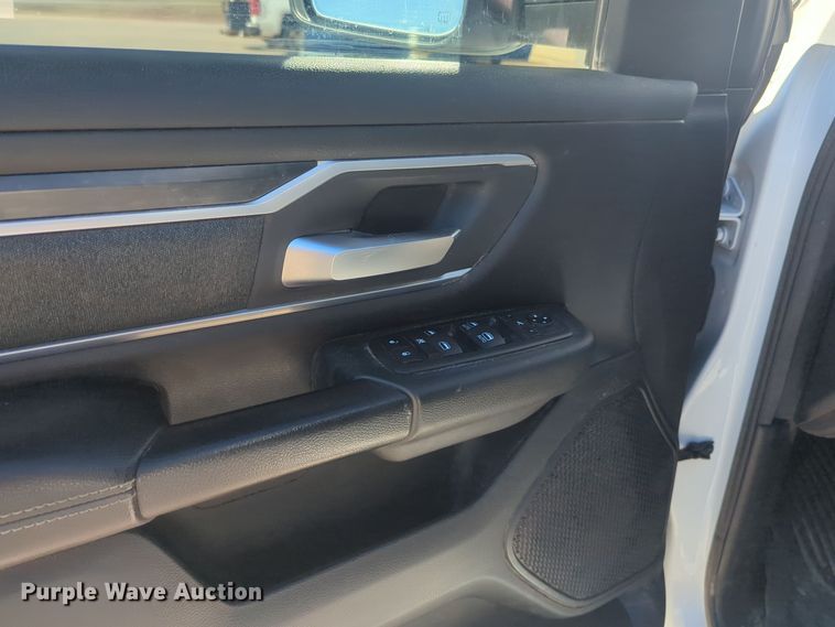 image for item ER4542 2019 Dodge Ram 1500 Crew Cab pickup truck