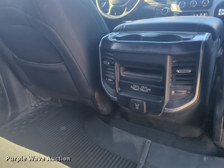 image for item ER4542 2019 Dodge Ram 1500 Crew Cab pickup truck